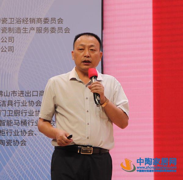 陶瓷卫浴经销商委员会主席李作奇