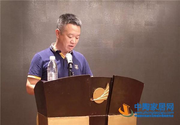 中国建筑材料流通协会领导干部会议新乡举行(图6) 中国建筑材料流通协会领导干部会议新乡举行(图6)