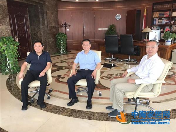 锵锵三人行：从消费升级入手拉动县域经济发展(图1)