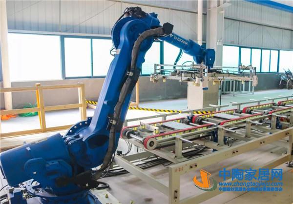 25周年!新明珠从乡镇企业到拥有近百条生产线(图13) 25周年!新明珠从乡镇企业到拥有近百条生产线(图13)