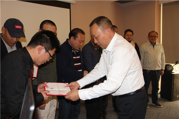 首届陶卫行业小视频大赛总播放量近400万次(图17) 首届陶卫行业小视频大赛总播放量近400万次(图17)