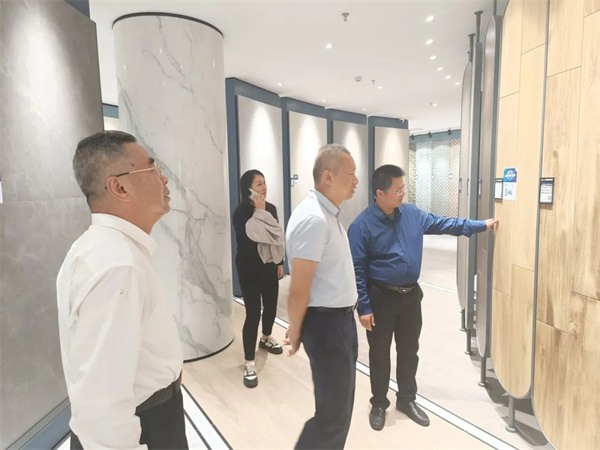 陶业简报:四川夹江已淘汰产能1.74亿㎡,马可波罗、东鹏...(图1) 马可波罗.jpg