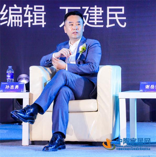 贾锋、谢岳荣、邓啟棠等大咖谈行业增长新引擎(图3) 贾锋、谢岳荣、邓啟棠等大咖谈行业增长新引擎(图3)