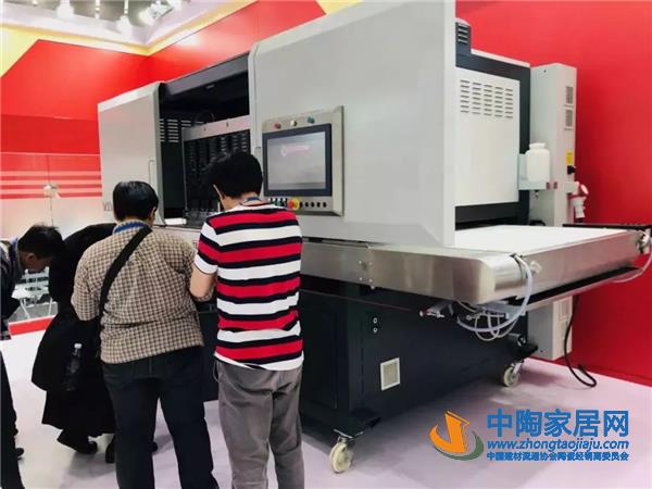 从2019佛山陶瓷装备材料展看行业发展趋势(图16) 从2019佛山陶瓷装备材料展看行业发展趋势(图16)