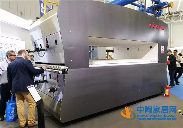 从2019佛山陶瓷装备材料展看行业发展趋势(图39) 从2019佛山陶瓷装备材料展看行业发展趋势(图39)