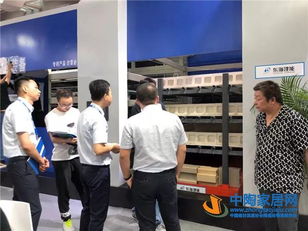 从2019佛山陶瓷装备材料展看行业发展趋势(图88) 从2019佛山陶瓷装备材料展看行业发展趋势(图88)