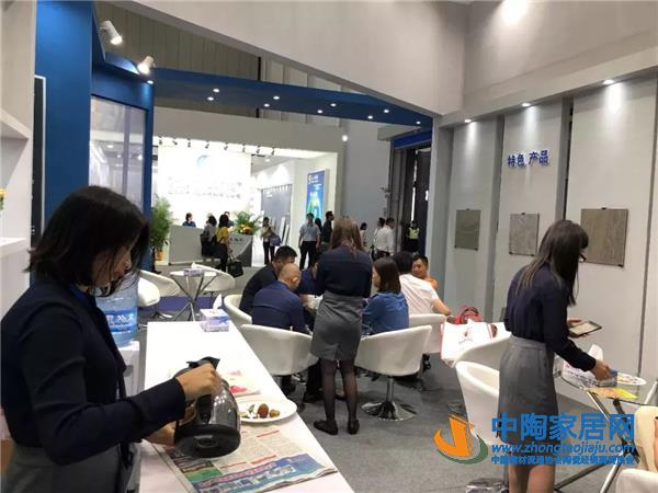 从2019佛山陶瓷装备材料展看行业发展趋势(图100) 从2019佛山陶瓷装备材料展看行业发展趋势(图100)