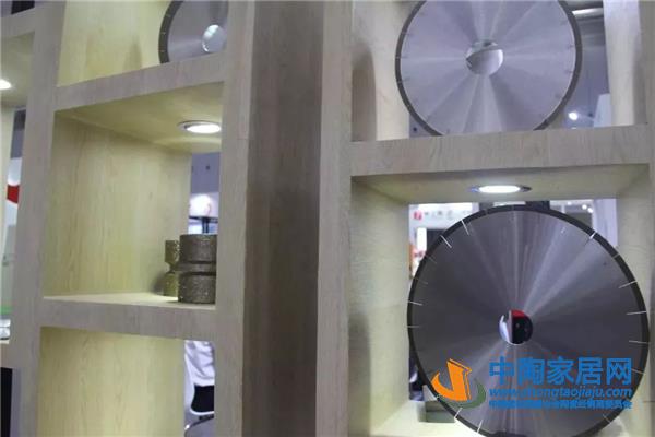 从2019佛山陶瓷装备材料展看行业发展趋势(图122) 从2019佛山陶瓷装备材料展看行业发展趋势(图122)