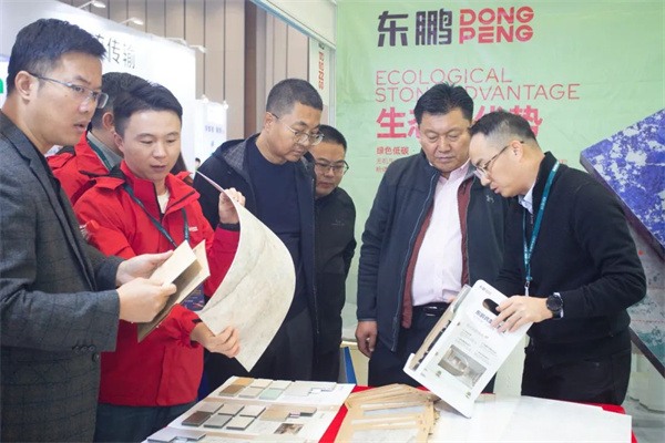 陶业简报:1-10月份商品房销售面积同比下降7.8%,冠珠、萨米特...(图3) 东鹏.jpg