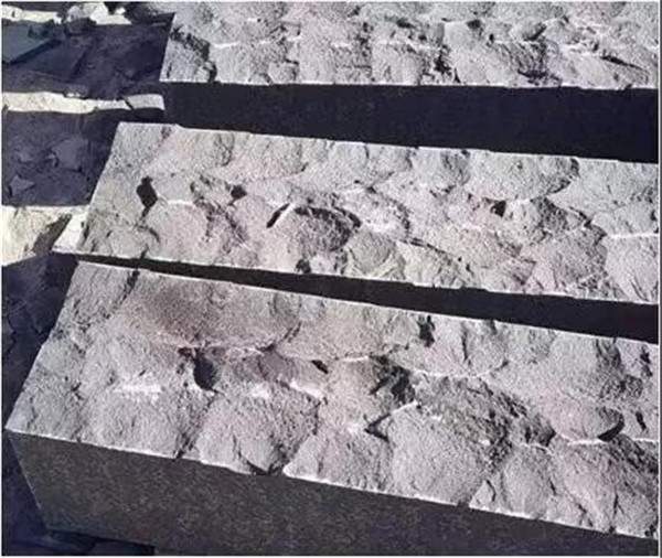 聚焦花岗岩瓷砖:行业新潮流,技术门槛高(图1) 聚焦花岗岩瓷砖:行业新潮流,技术门槛高(图1)