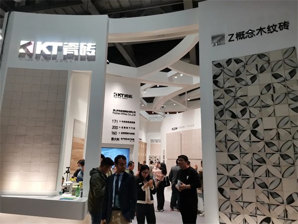 40余家瓷砖/岩板品牌参展广州设计周,奢石类岩板盛行(图11) 40余家瓷砖/岩板品牌参展广州设计周,奢石类岩板盛行(图11)