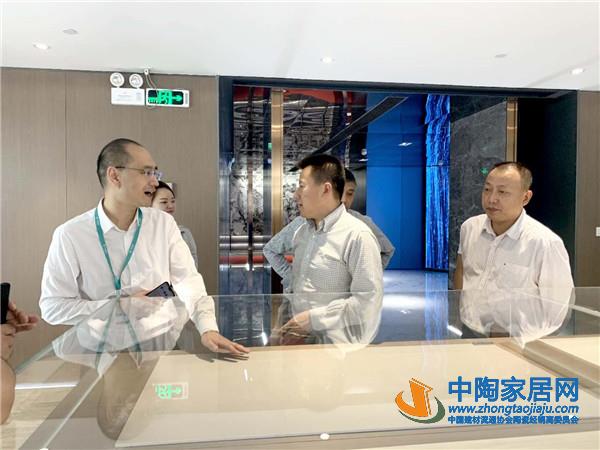 齐齐哈尔副市长一行考察蒙娜丽莎、兴辉、冠军(图11) 齐齐哈尔副市长一行考察蒙娜丽莎、兴辉、冠军(图11)