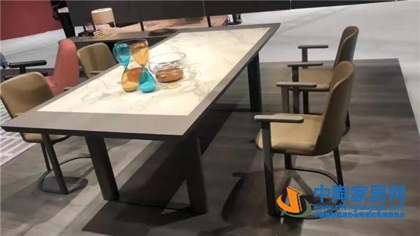 2021上半年岩板家具趋势:部分产品降价明显(图3) 2021上半年岩板家具趋势:部分产品降价明显(图3)