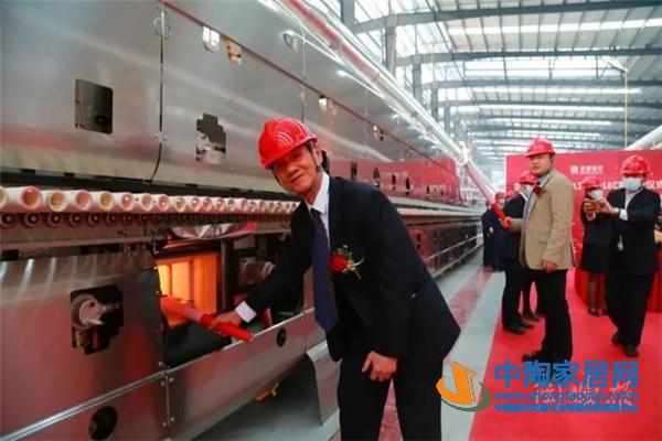 全球大岩板生产线139条,中国年产能1.5亿㎡(图1) 全球大岩板生产线139条,中国年产能1.5亿㎡(图1)