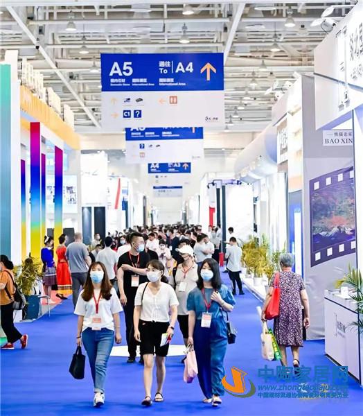 “全岩空间”备受推广 ,大规格通体岩板成主流(图1) “全岩空间”备受推广 ,大规格通体岩板成主流(图1)