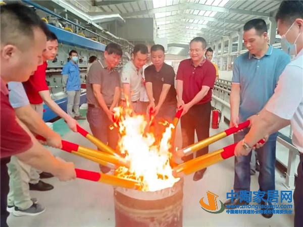 第9条！马可波罗3mm岩板生产线点火(图2)