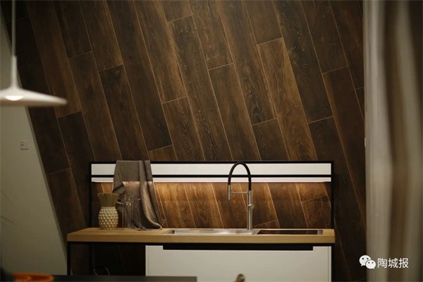 木纹砖还流行！2022博洛尼亚展5大看点(图9)