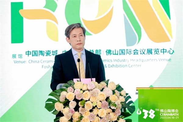 向新奔跑—第38届春季佛山陶博会盛大开幕！