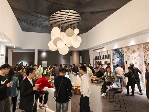 马可波罗、冠珠、萨米特...近40家瓷砖/岩板品牌参展2024广州设计周(图43)