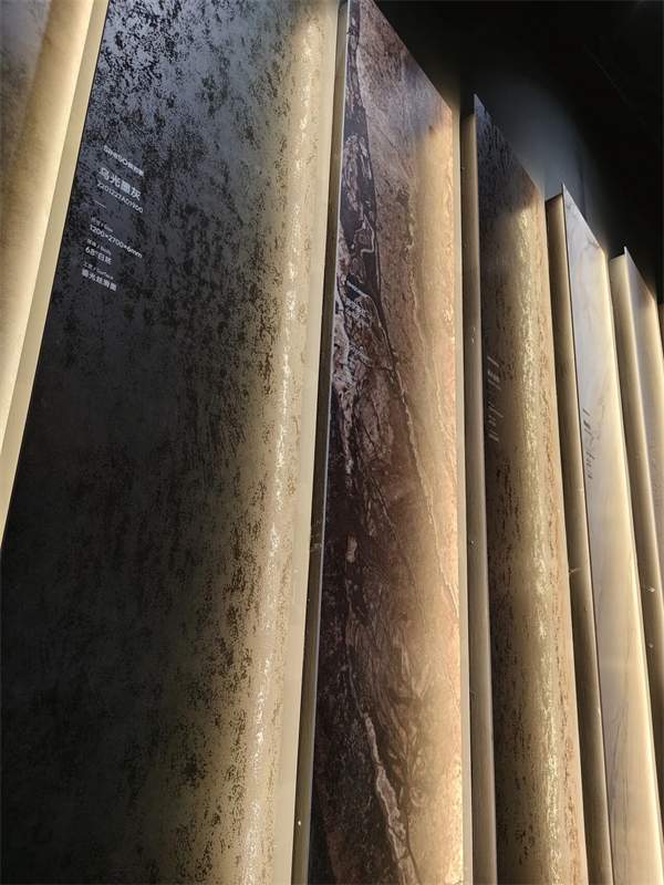 参展瓷砖品牌大幅减少!2025广州设计周开幕(图34) 参展瓷砖品牌大幅减少!2025广州设计周开幕(图34)