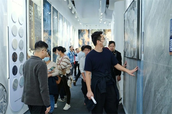 参展瓷砖品牌大幅减少!2025广州设计周开幕(图53) 参展瓷砖品牌大幅减少!2025广州设计周开幕(图53)
