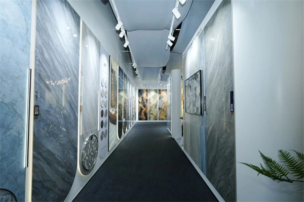 参展瓷砖品牌大幅减少!2025广州设计周开幕(图56) 参展瓷砖品牌大幅减少!2025广州设计周开幕(图56)