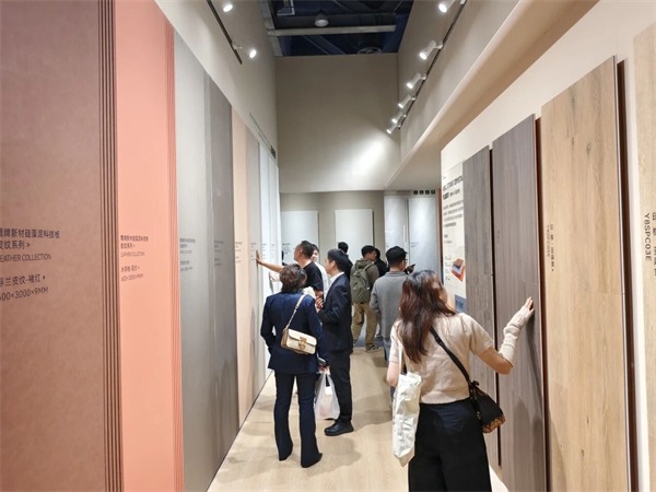 参展瓷砖品牌大幅减少!2025广州设计周开幕(图87) 参展瓷砖品牌大幅减少!2025广州设计周开幕(图87)