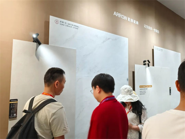 第42届佛山陶博会开幕，东鹏、大角鹿等参展(图19)