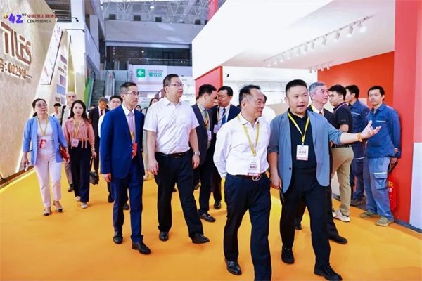 第42届佛山陶博会开幕，东鹏、大角鹿等参展(图27)