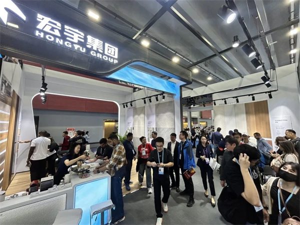 陶业简报:前三季度我国家居消费品类增长突出,东鹏、宏宇、金意陶(图2) 宏宇.jpg