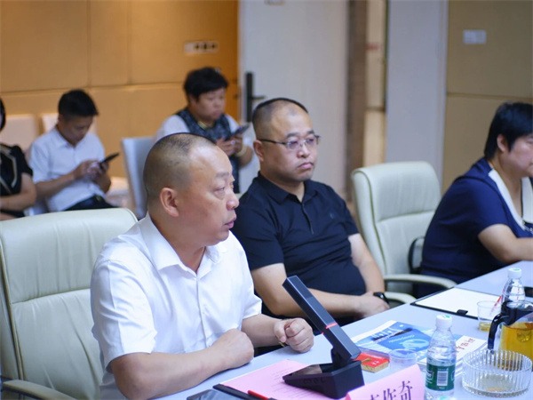 80余建材家居头部企业齐聚佛山热议企业创新组织建设(图14) 微信图片_20251020145929.jpg